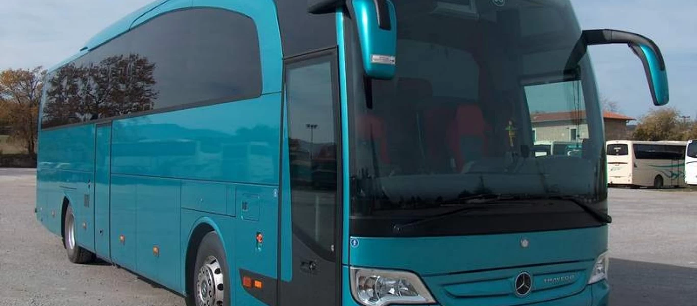 Πάτρα: Γαμπρός πήγε στην εκκλησία συνοδεία 20 λεωφορείων ΚΤΕΛ (βίντεο)